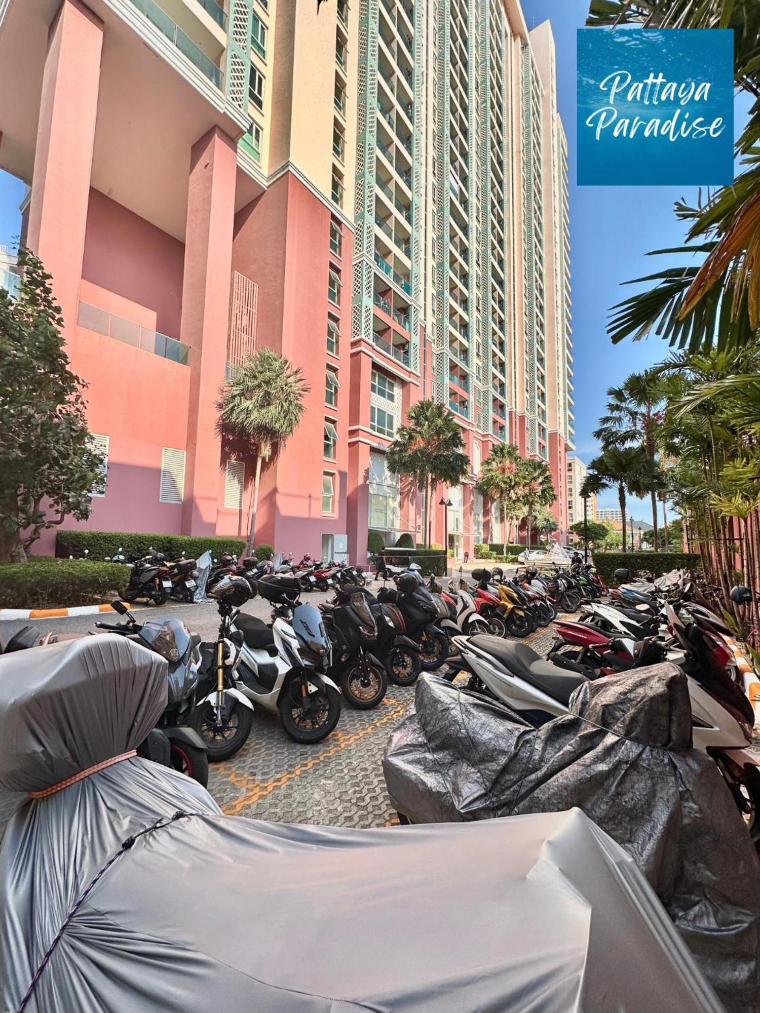 Grande Caribbean Resort Pattaya Exterior foto